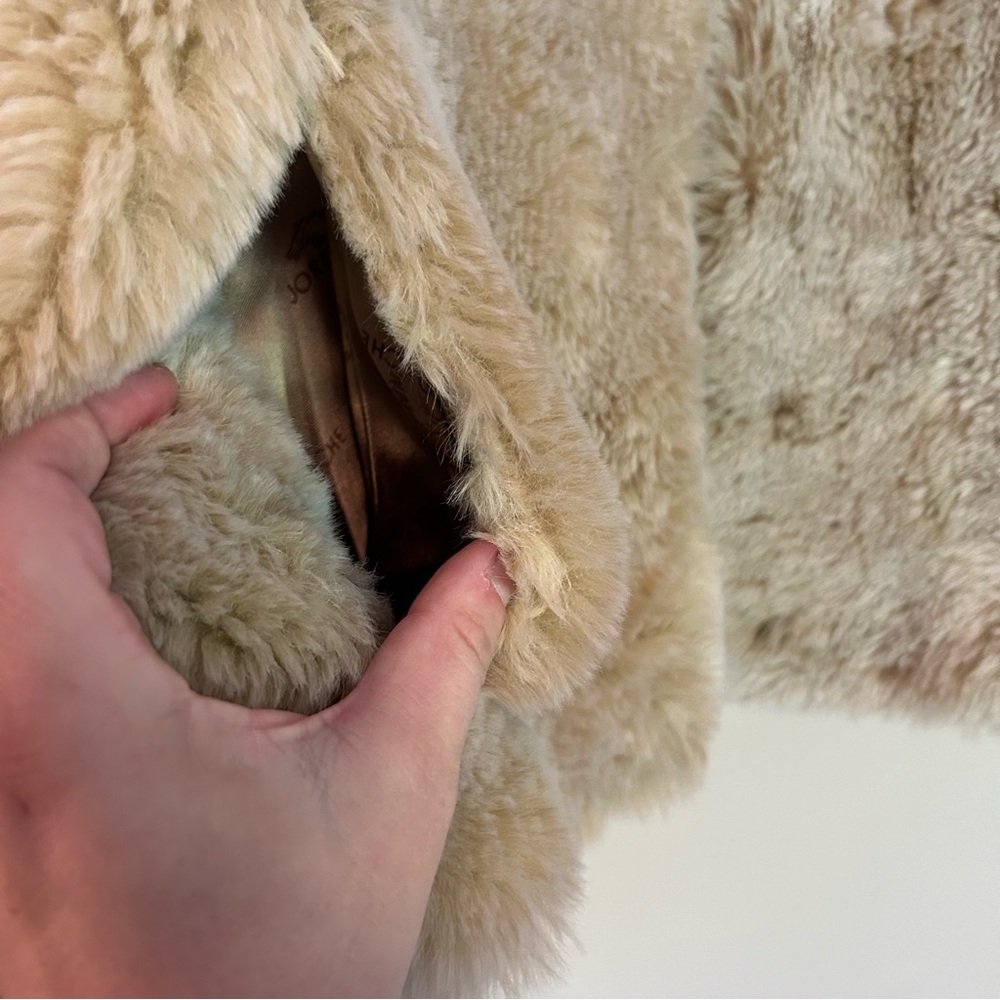 VINTAGE!!! Jordache faux fur and leather coat! - Picture 8 of 16
